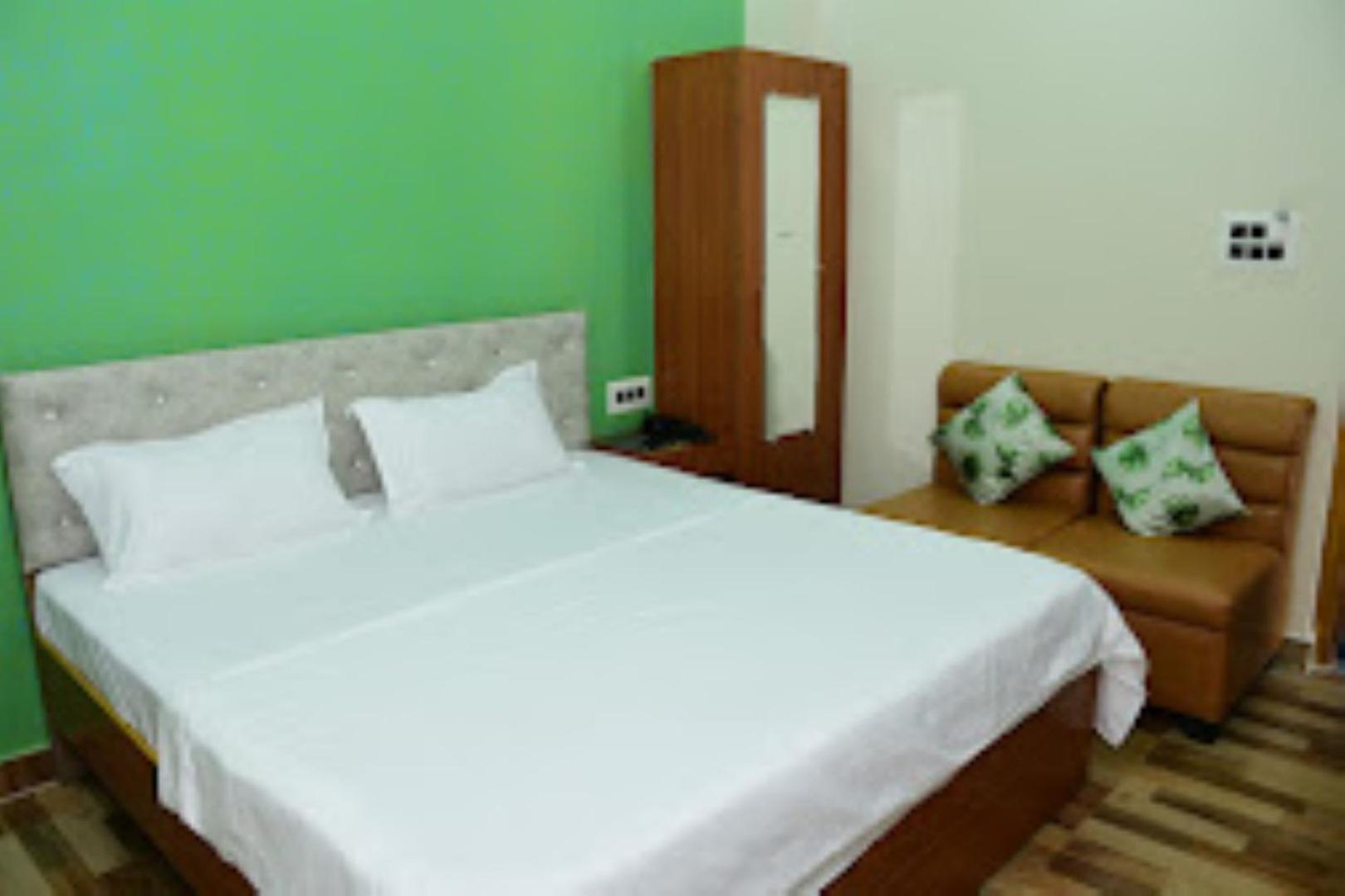 Renu Paradise , Ayodhya Exterior foto